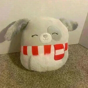 Squishmallow,‎ Ivy Winter grey dog with scarf